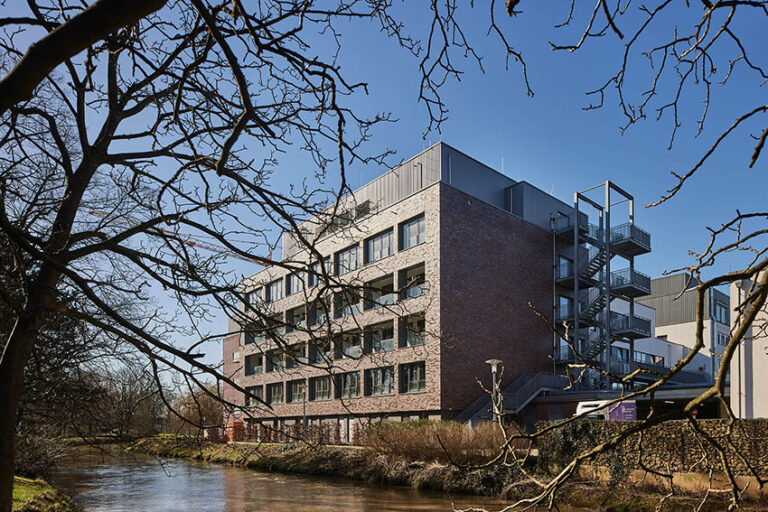 33006_Fassade-Funktionstrakt-Gronau_005